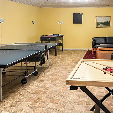6 Bedroom Awesome In Hurup Thy *