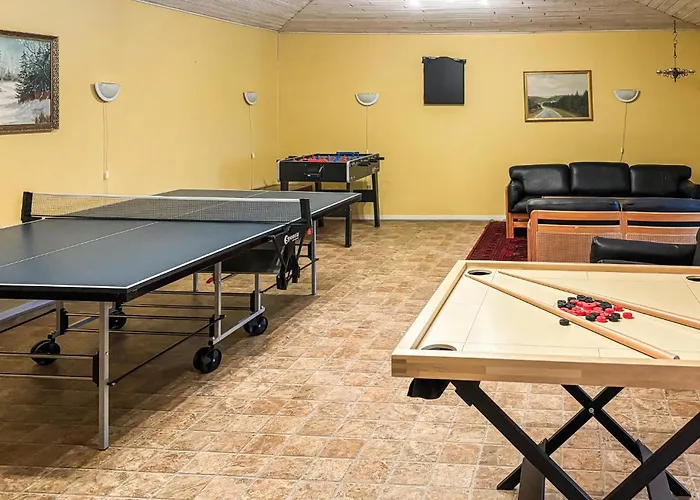 6 Bedroom Awesome In Hurup Thy *