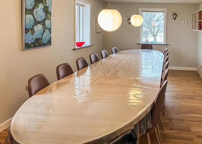 Сasa de vacaciones 6 Bedroom Awesome In Hurup Thy *