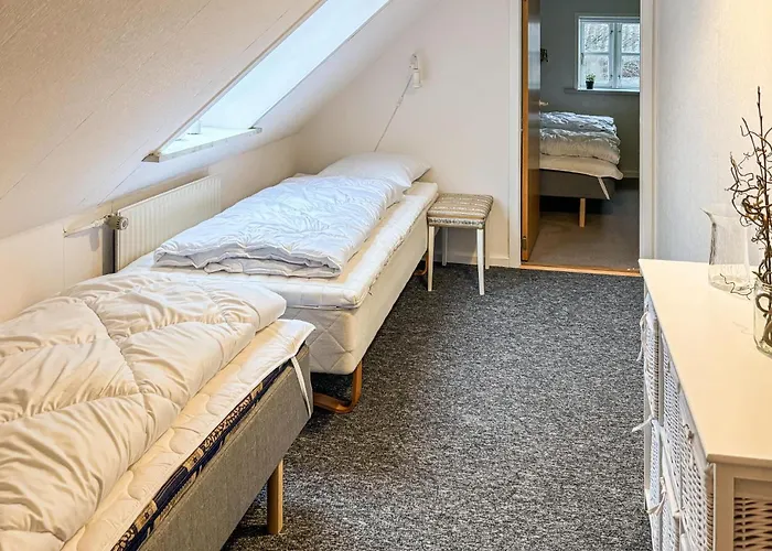 Сasa de vacaciones 6 Bedroom Awesome In Hurup Thy *